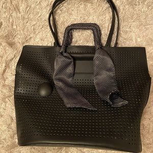 Bag perforated tote!